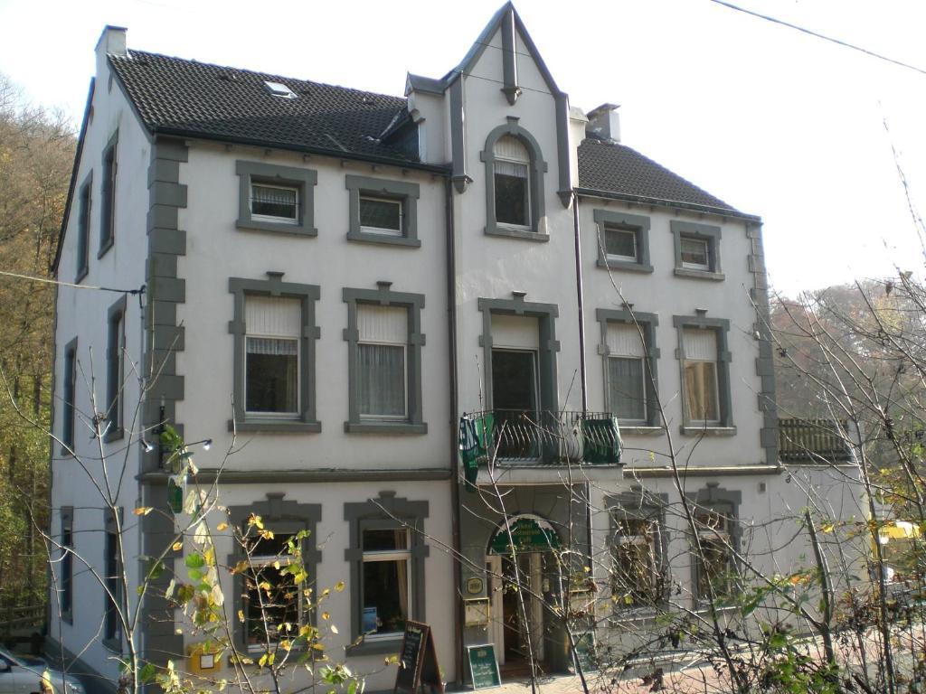 Hotel Bergische Schweiz Velbert Zewnętrze zdjęcie